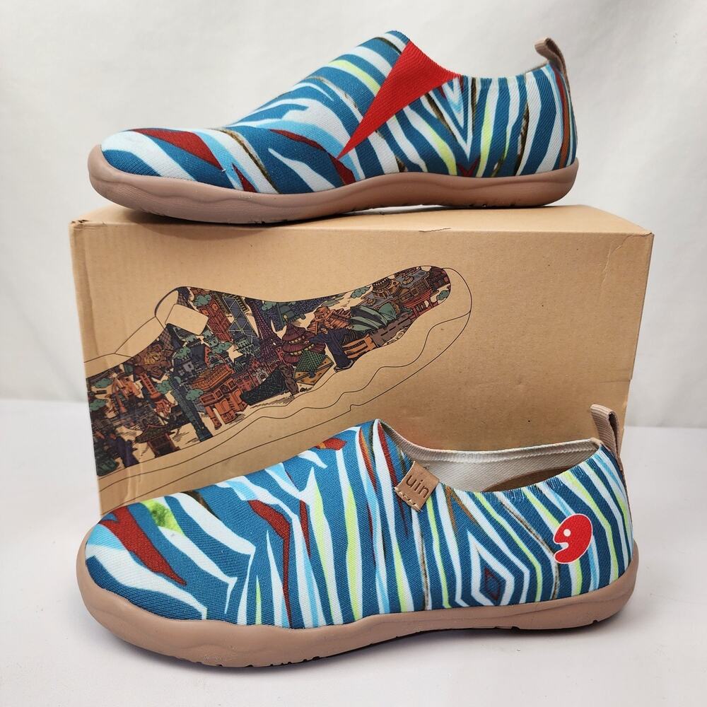 UIN Art Travel Shoes US 10.5 EU 42.5 Waving Bunting Slip On Lightweight w/Box